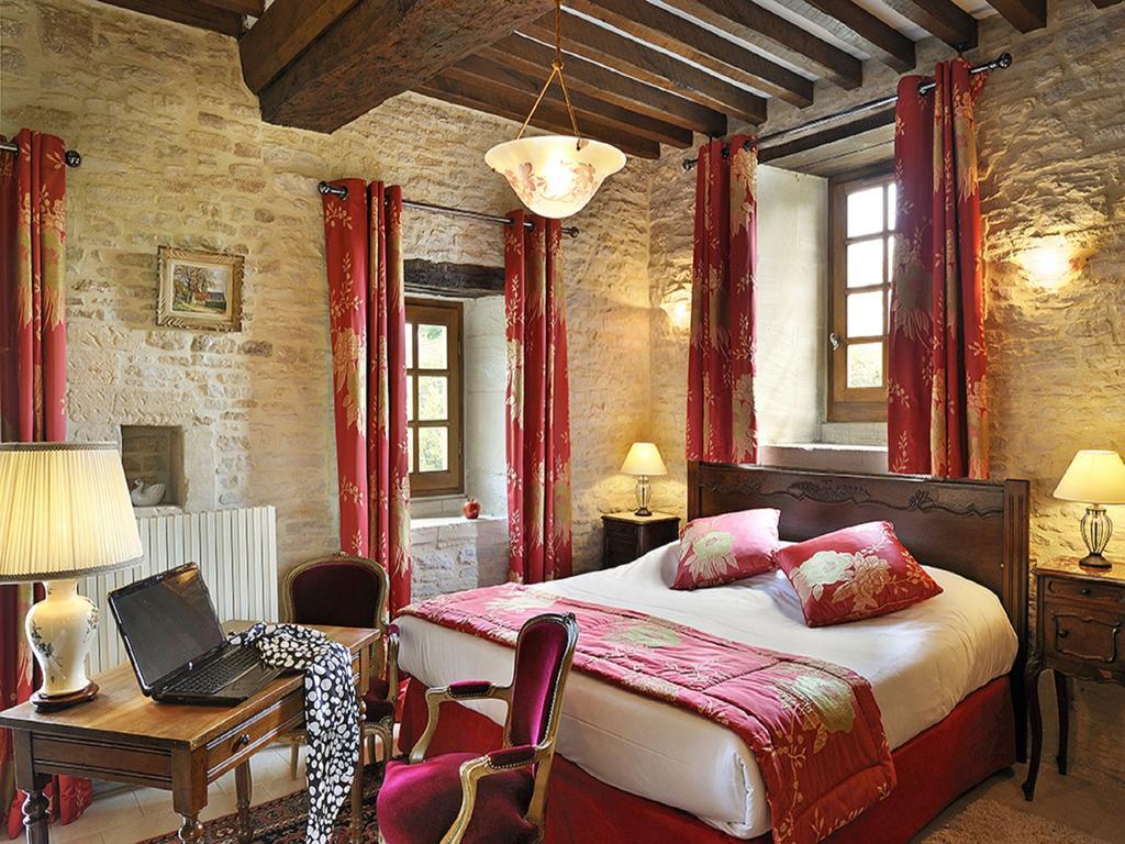Hotel Le Manoir De Mathan Crepon A La Campagne 5 Mn D'Arromanches Et 10 Mn De Bayeux 객실 사진