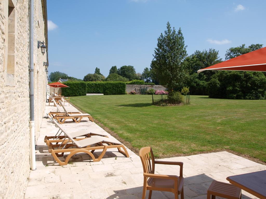 Hotel Le Manoir De Mathan Crepon A La Campagne 5 Mn D'Arromanches Et 10 Mn De Bayeux 외부 사진