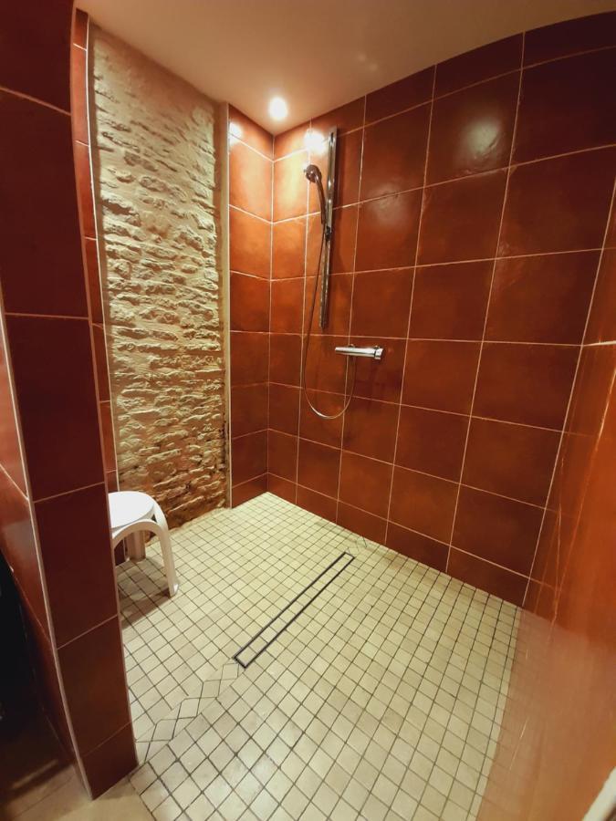 Hotel Le Manoir De Mathan Crepon A La Campagne 5 Mn D'Arromanches Et 10 Mn De Bayeux 외부 사진