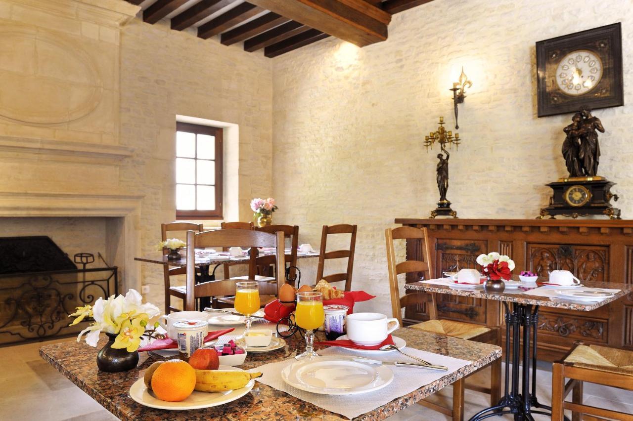 Hotel Le Manoir De Mathan Crepon A La Campagne 5 Mn D'Arromanches Et 10 Mn De Bayeux 외부 사진